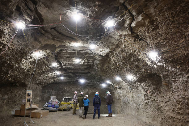 ابر کیهان غول پیکری که جلوی گرمای خورشید را گرفته است