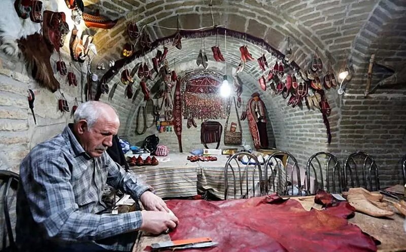آشنایی با مشهورترین صنایع دستی زنجان؛ از چاقوی زنجان تا بازار تاریخی این شهر