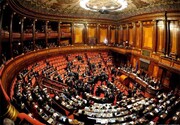 کتک‌کاری نمایندگان در پارلمان ایتالیا + ویدئو