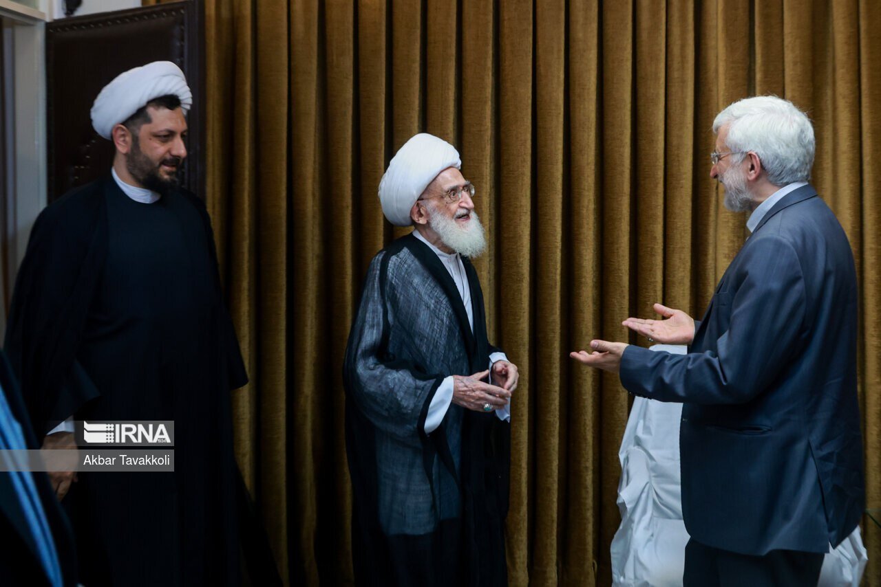 کاندیدای چهاردهمین دوره انتخابات ریاست جمهوری در بیت آیت الله نوری همدانی | تصاویر