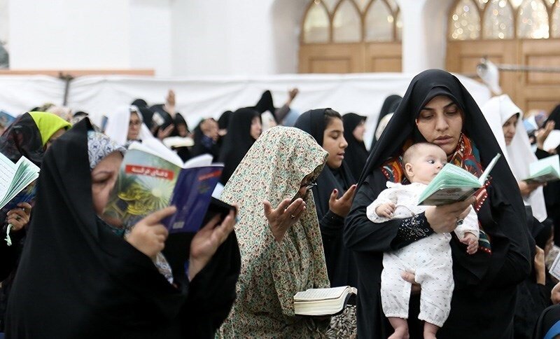 مراسم دعای عرفه کجا برویم؟ | آدرس هیاتهای معروف تهران و شهرستانها برای این مراسم