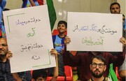تصاویری جالب از استقبال مردم آذربایجان از علیرضا زاکانی | بنرهای معنی دار در دستان هواداران