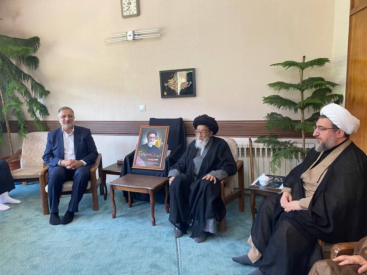 گفتوگوی صمیمانه علیرضا زاکانی با کسبه بازار تبریز + ویدئو | واکنش مردم را ببینید