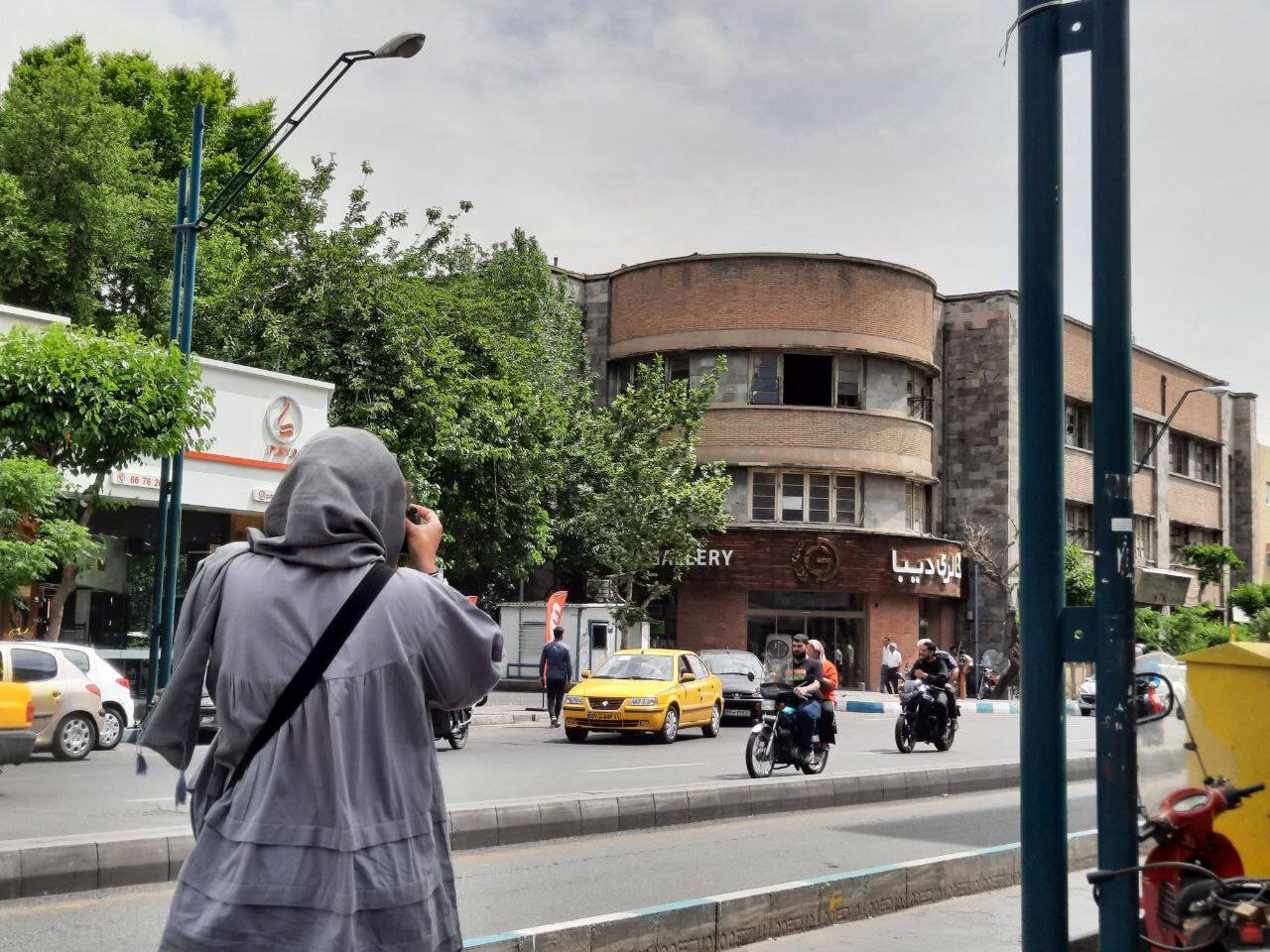 قبض آب و برق این ساختمان به نام همسر رضاشاه صادر میشود! | اولین هنرستان کودکان بیسرپرست کجاست؟