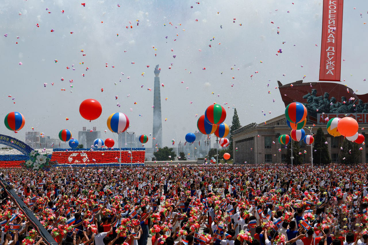 استقبال جالب از پوتین در پیونگیانگ کره شمالی | تصاویر