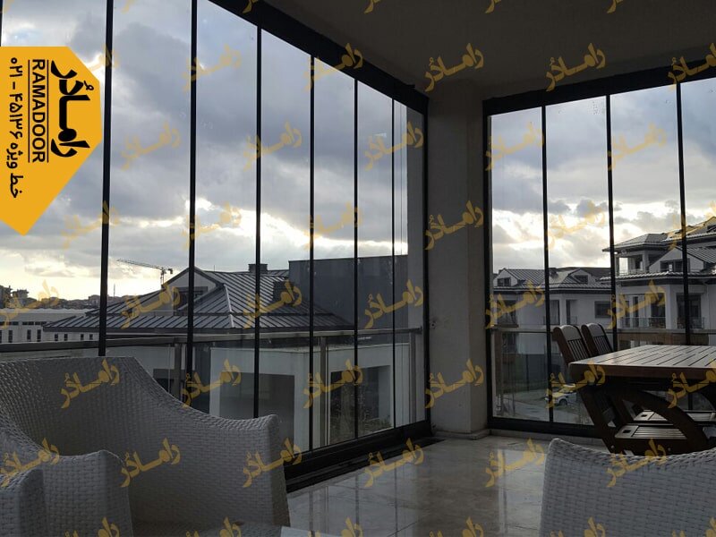 اجرای حرفه ای شیشه بالکن، شیشه هوشمند و شیشه سکوریت