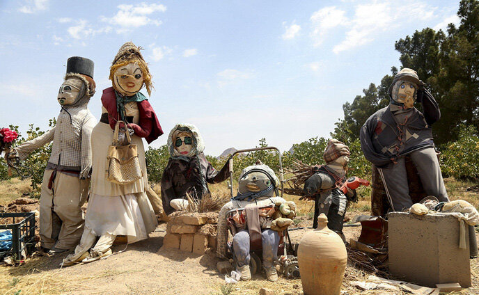 مزرعه عروسکها، جاذبه گردشگری در دل کویر | ببینید