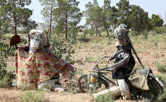 مزرعه عروسکها، جاذبه گردشگری در دل کویر | ببینید