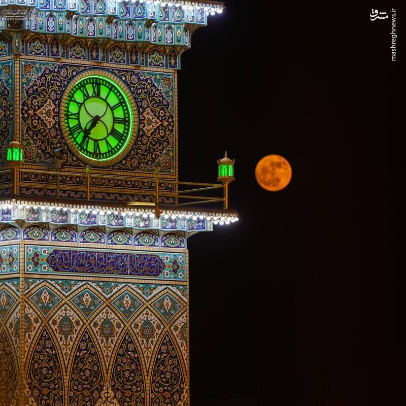 رویت ماه کامل بر فراز حرم امیرالمومنین | تصاویر