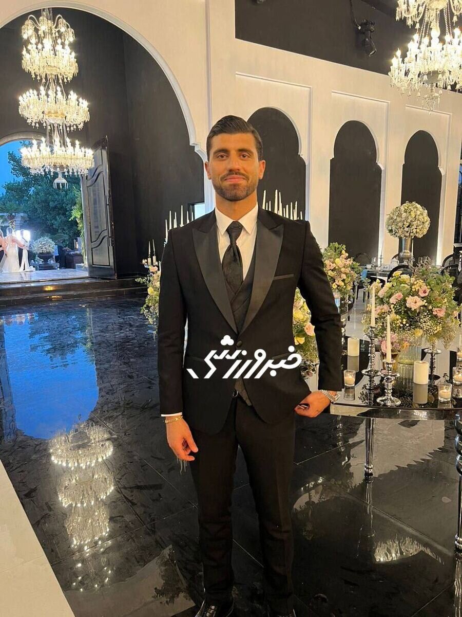 اولین عکس از ستاره سابق استقلال در لباس دامادی