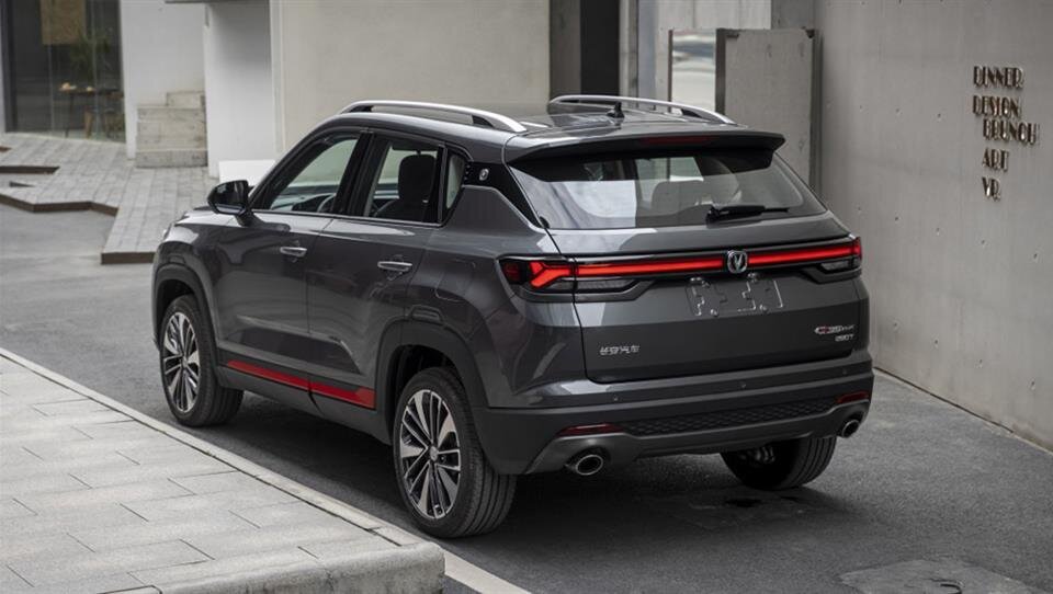 خط تولید چانگان CS۳۵ در پارس خودرو شروع شد 2 چانگان جدید CS۳۵ پلاس روی خط تولید پارس خودرو | تصاویر