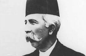 بانی مدرسه عالی دختران در ونک که بود؟