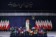 رهبر انقلاب: جمهوری اسلامی قوامش به حضور مردم است |  امیدوارم خداوند برای این کشور بهترین گزینه را مقدر کند