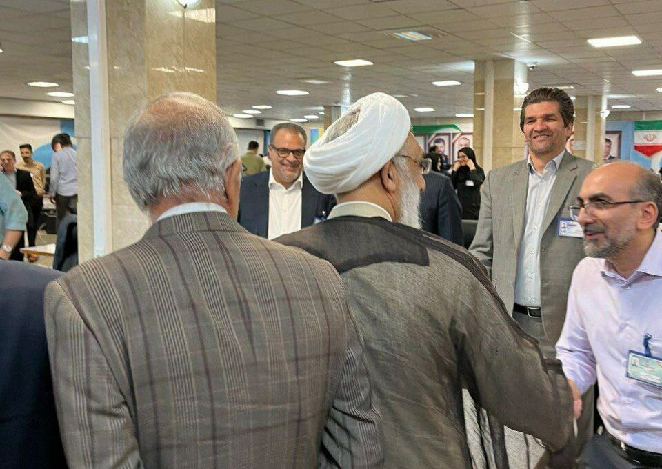 حضور مصطفی پور محمدی در ستاد انتخابات کشور
