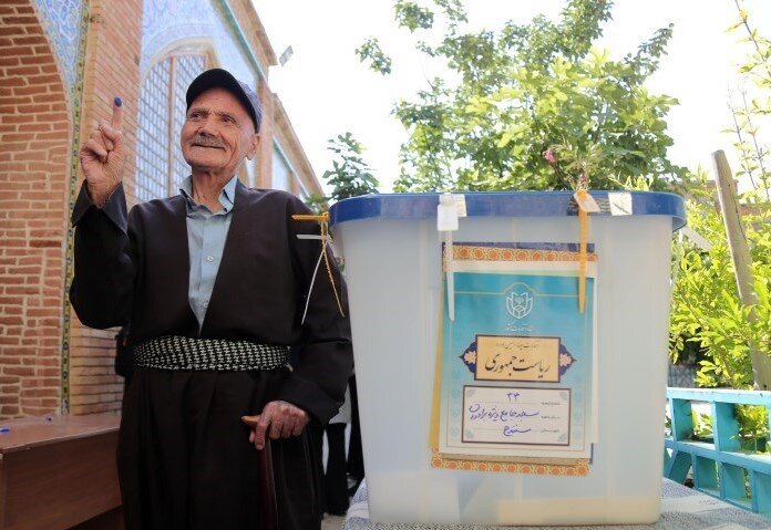 خاصترین تصاویر از انتخابات ریاست جمهوری