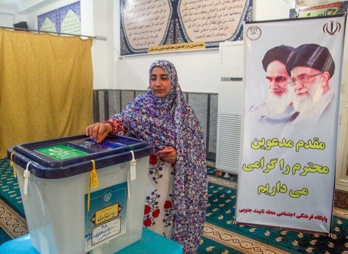 خاصترین تصاویر از انتخابات ریاست جمهوری