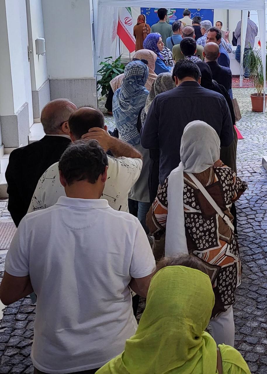 خاصترین تصاویر از انتخابات ریاست جمهوری