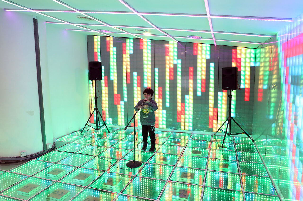 هم فکر، هم بازی در تم پارکها