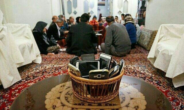 وقتی دنیای مجازی بلای جان روابط فامیلی می شود