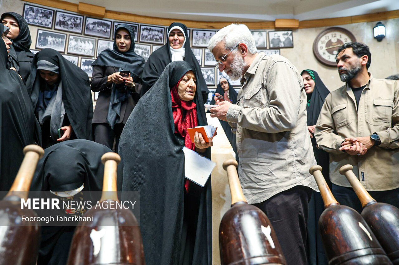 دیدار سعید جلیلی با ورزشکاران در زورخانه شهدای کن | ویدئو و عکس