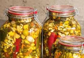 ترشمزههای پرزحمت | چرا ترشی در تهران قدیم لیچ میافتاد؟