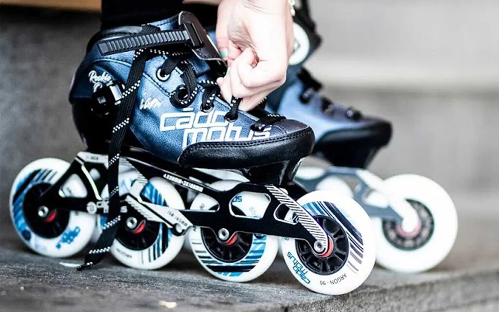 کودکان اسکیت را از چه سنی شروع کنند؟ | فواید اسکیت برای کودکان و بزرگسالان