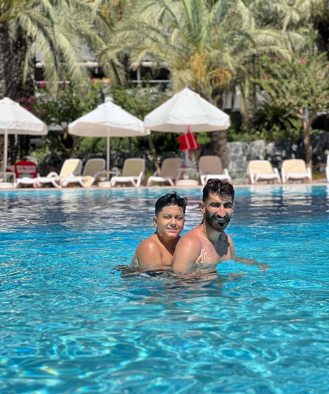 تفریح علیرضا بیرانوند و پسرش در ترکیه | عکس