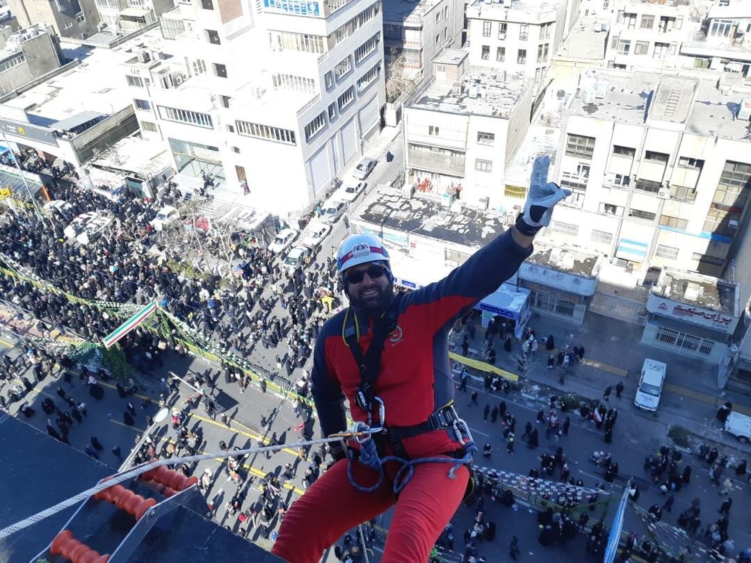 لقب سلطان احیا یک شیطنت رسانه ای بود | به خاطر ماموریت سرکاری، یک نفر فلج شد | ۵ روز دنبال یک مصدوم گشتیم و معجزه خدا را دیدیم