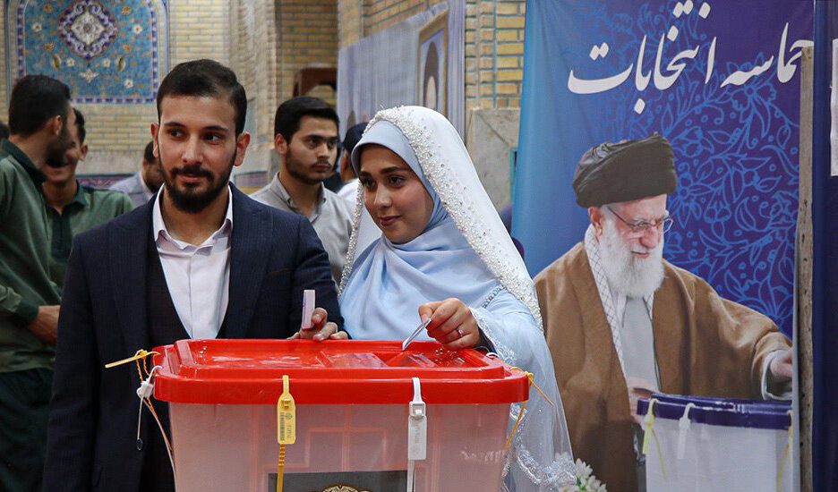 خاصترین تصاویر از مرحله دوم چهاردهمین دوره انتخابات ریاستجمهوری