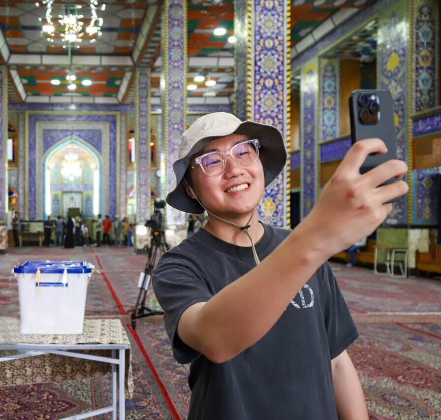 خاصترین تصاویر از مرحله دوم چهاردهمین دوره انتخابات ریاستجمهوری