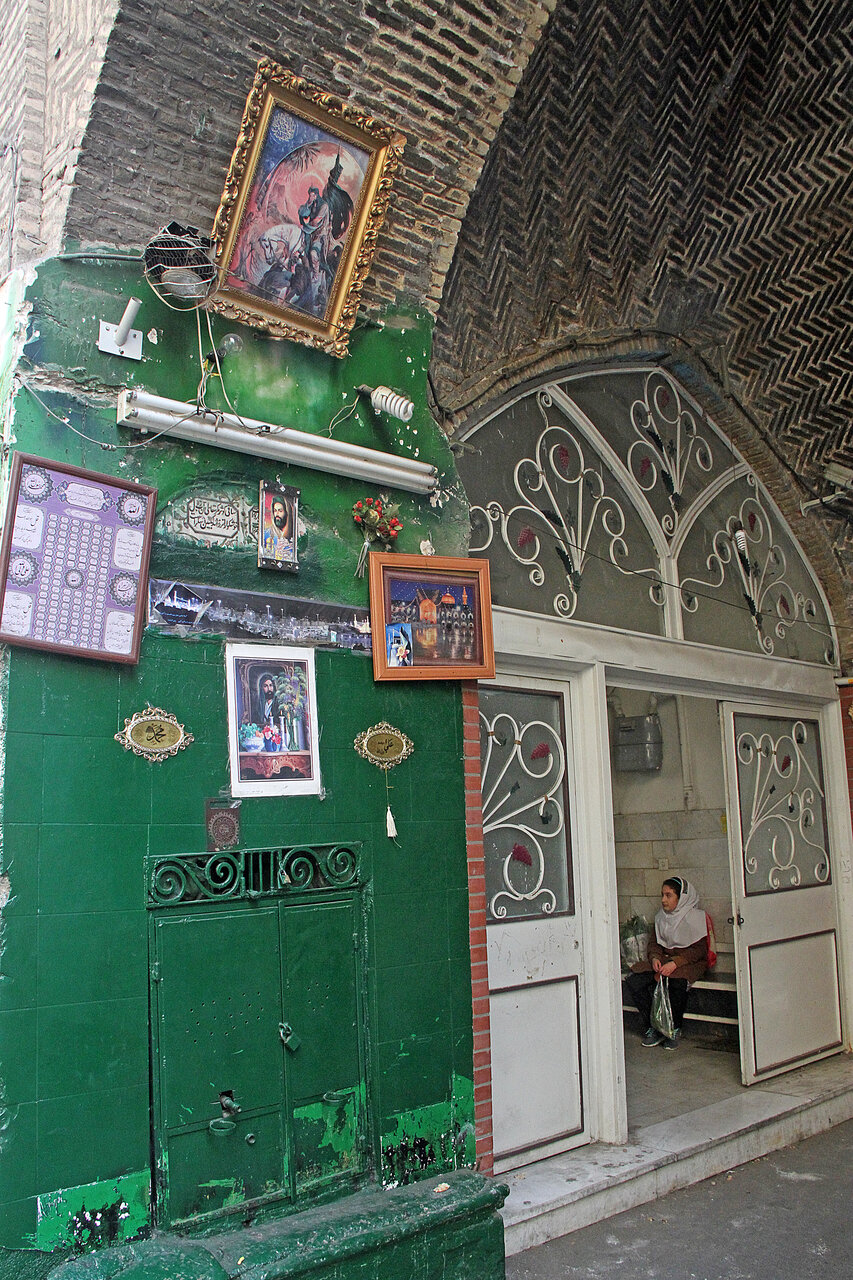 بدون شمعخانه، اما همیشه نورانی