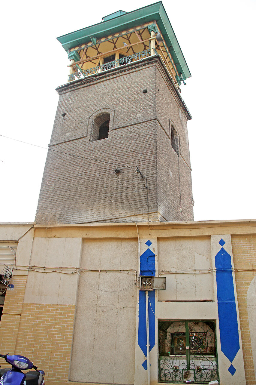 تماشای نفیسترین تزیین سقاخانهای زیر برج ساعت