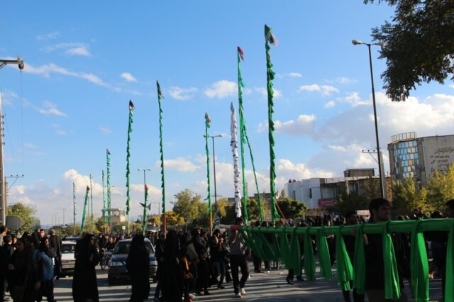 حال و هوای شهرهای مختلف ایران درآستانه ماه محرم | از چاووشی خوانی تا آیین نخلبندی