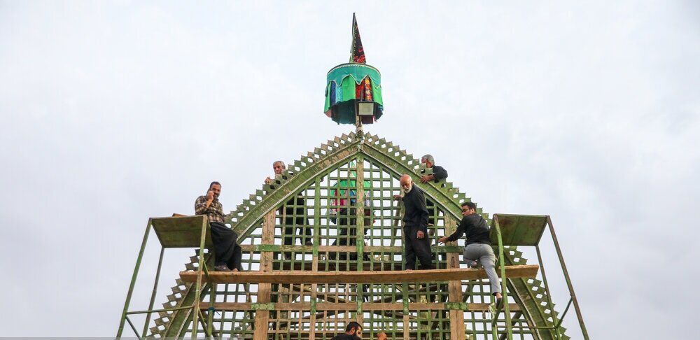 حال و هوای شهرهای مختلف ایران درآستانه ماه محرم | از چاووشی خوانی تا آیین نخلبندی