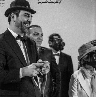 زندگی چارلی چاپلین را در تئاتر شهر با بازی بهزاد خلج روی صحنه می رود