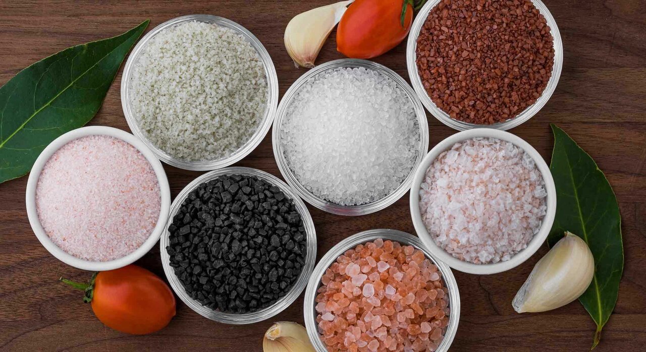 انواع نمک - نمک سنتی - نمک رنگی - نمک دریا