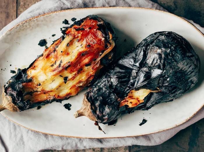 ساده ترین روش تهیه میرزا قاسمی برای ۴ نفر ؛ مرحله به مرحله