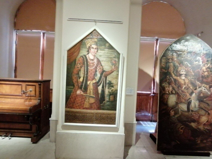 گردش در گنجینه آثار فاخر