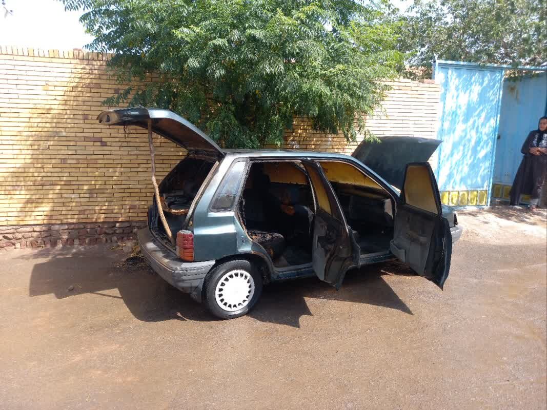 ببینید | انفجار موبایل پراید را به آتش کشید