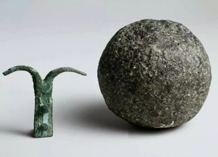 راز اشیای کشفشده در اهرام ثلاثه | اهرام همچنان ناشناختههای فراوانی دارند