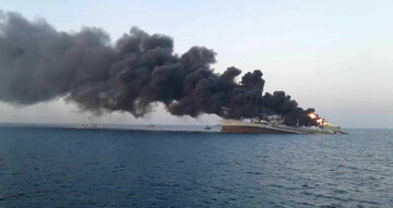 اصابت شی پرنده به یک کشتی با پرچم آمریکا در خلیج عدن