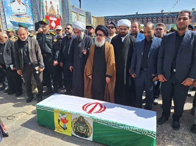 پیکر شهید ناوشکن سهند