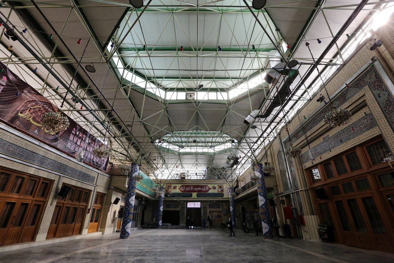 شکوه عزاداری حسینی در مساجد