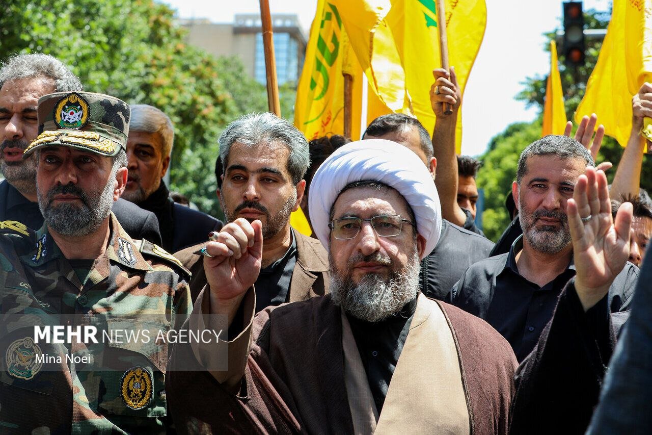 معارفه امام جمعه تبریز با برگزاری استقبال مردمی | تصاویر