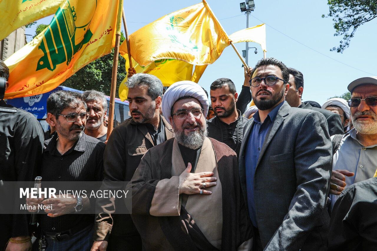 معارفه امام جمعه تبریز با برگزاری استقبال مردمی | تصاویر