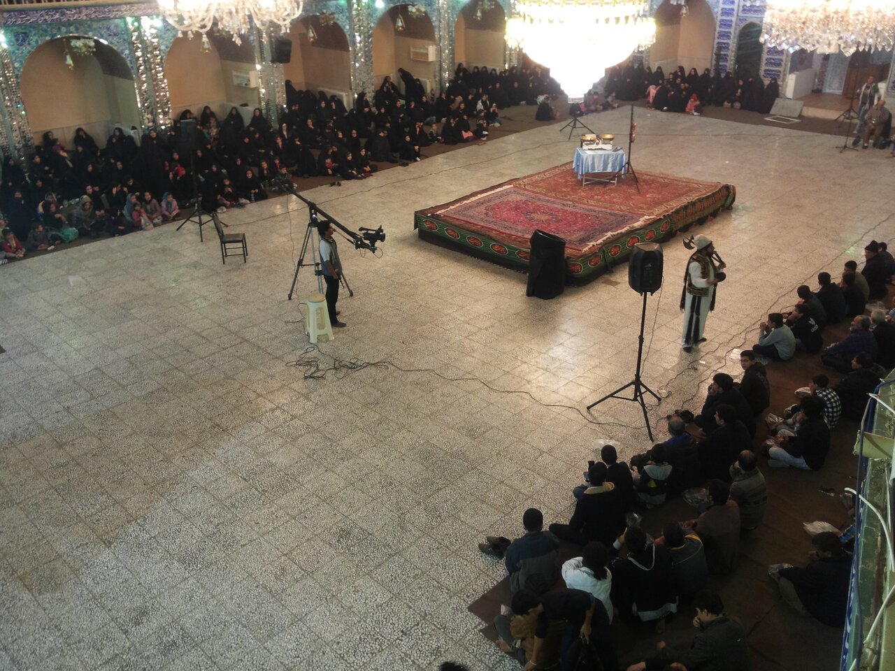 تماشای تعزیه در پاتوقهای مذهبی