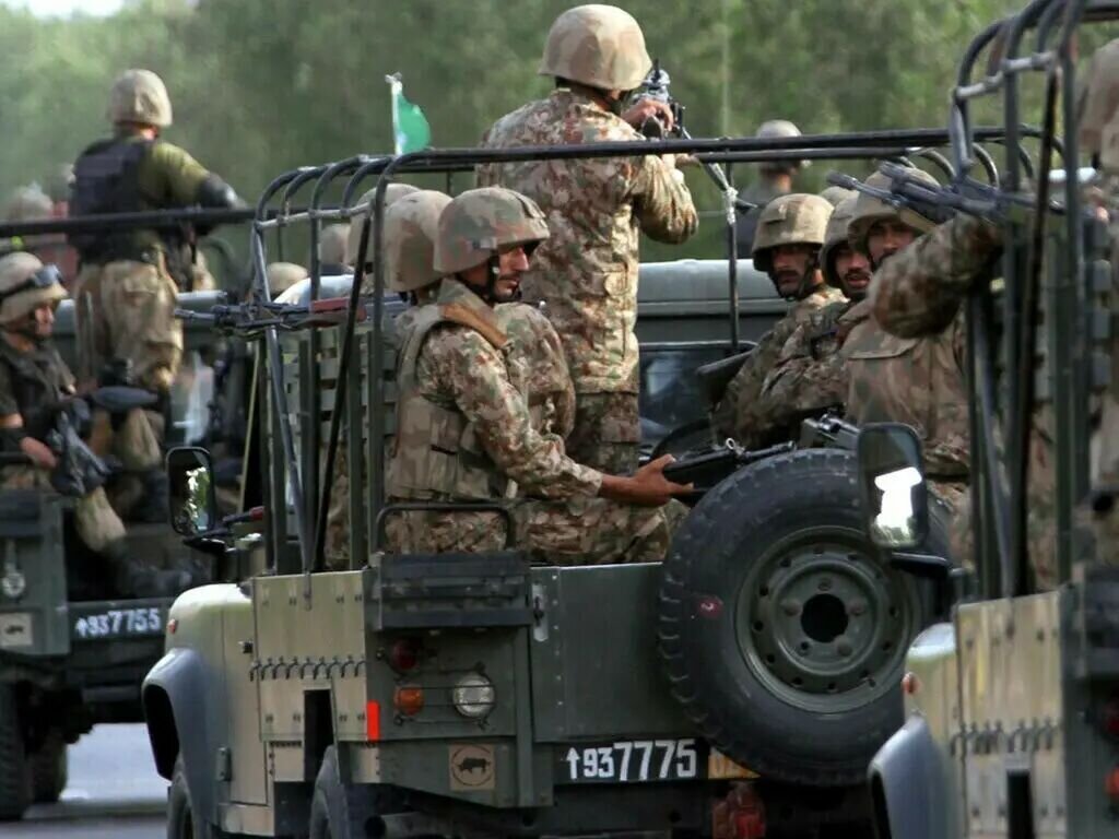 حمله تروریستی به پادگان ارتش در پاکستان