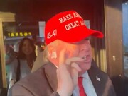 شباهت عجیب مرد آمریکایی به دونالد ترامپ با گوش زخمی! | ویدئو