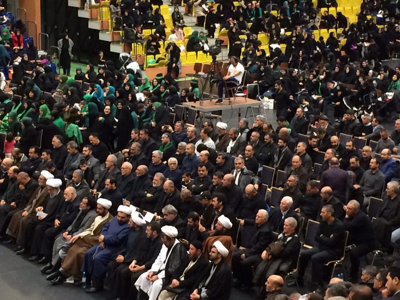 بسامد جهانی محرم | از علمکشی در لسآنجلس تا عزاداری قایقی در کشمیر