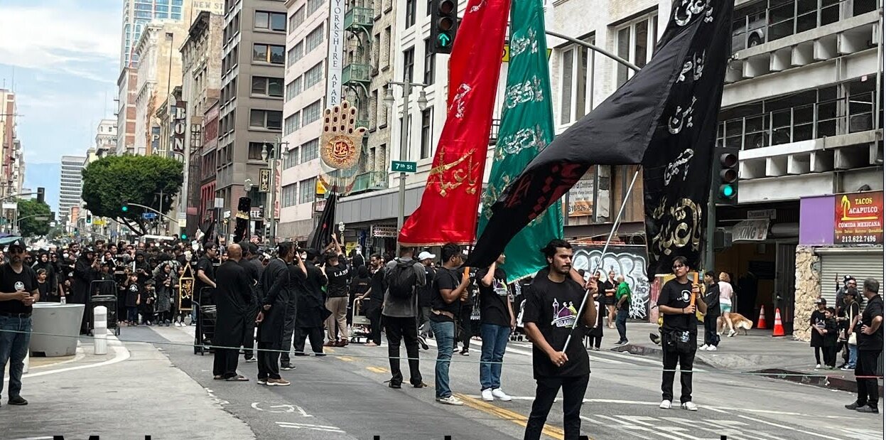 بسامد جهانی محرم | از علمکشی در لسآنجلس تا عزاداری قایقی در کشمیر